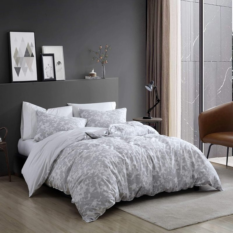 Kenneth Cole queen duvet cover set