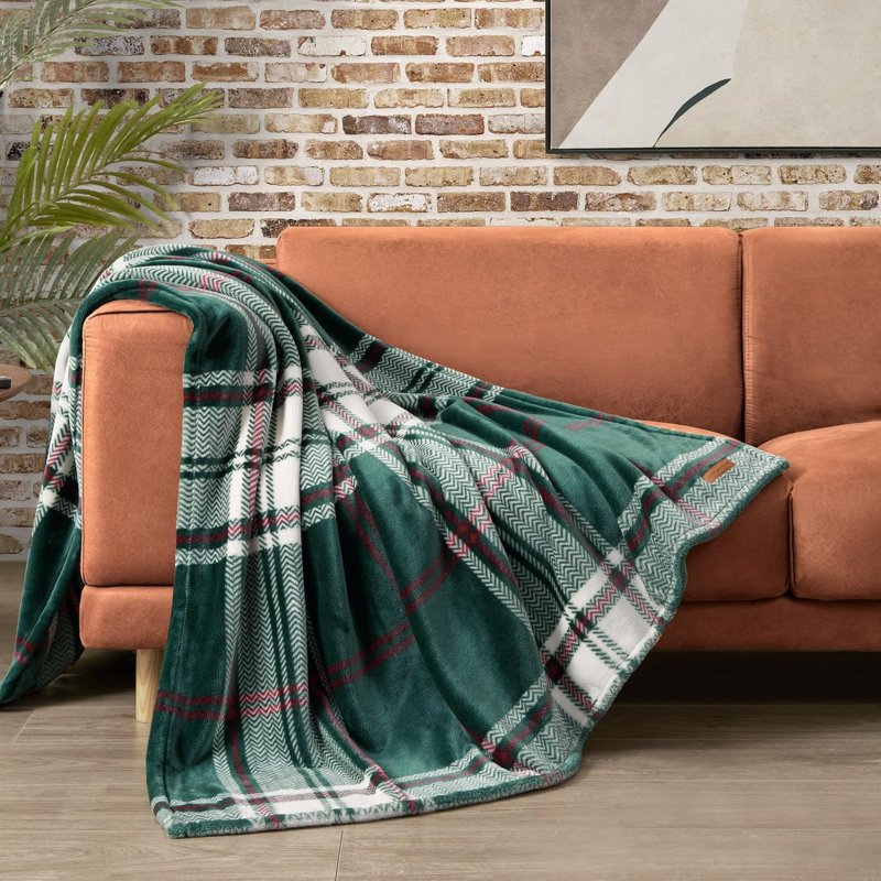 Lucky Brand plush plaid throw