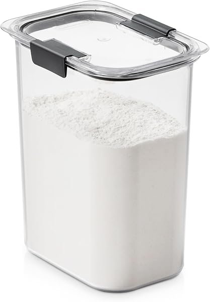 Rubbermaid Brilliance 16-Cup Airtight Food Storage Container with Lid